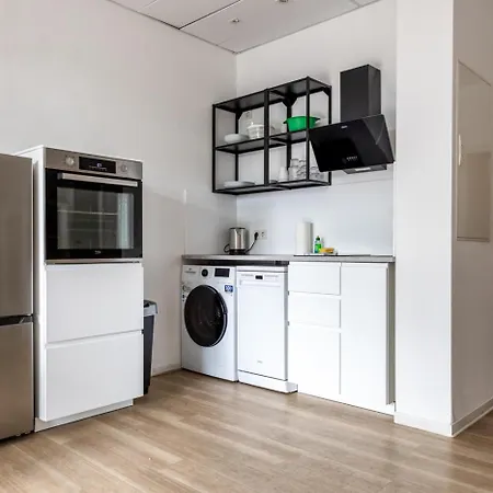 Worker Apartment Goch - 4 Single Beds - Central Location דירה גוך