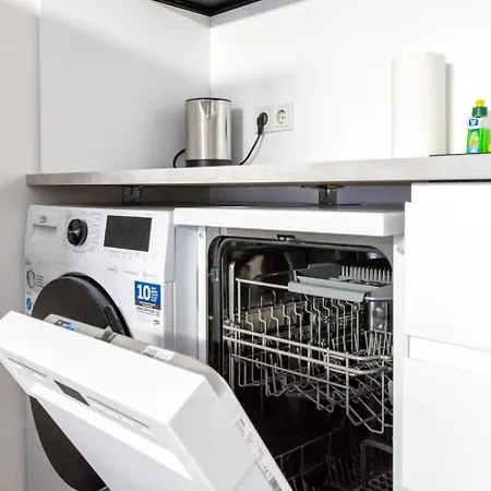 Worker Apartment Goch - 4 Single Beds - Central Location דירה *