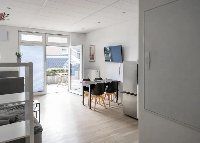 Kleines Zentrales In - Netflix Appartement